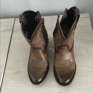 Brown Leather Western Boots